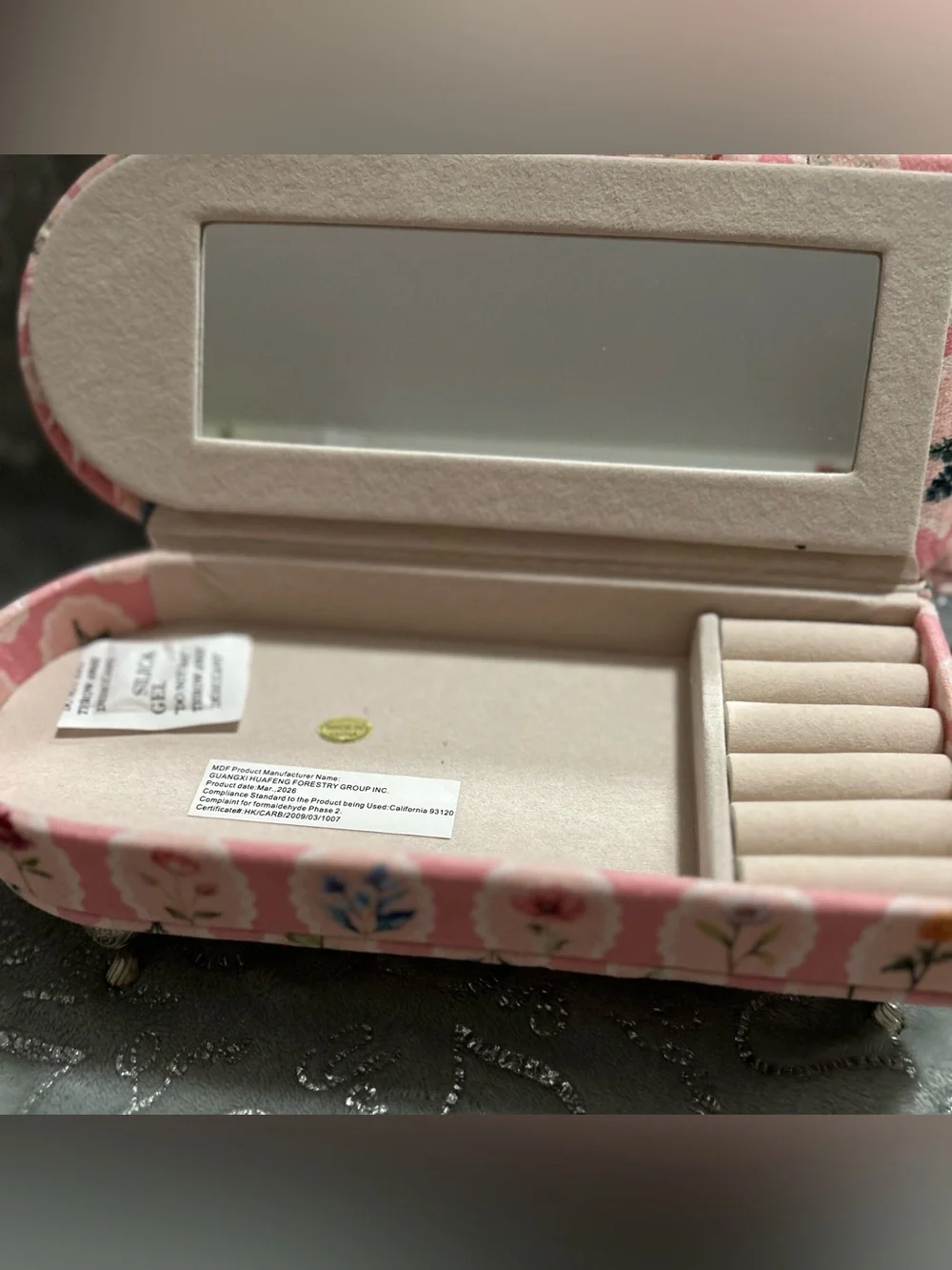 NWT Hilabee, Pink Floral Mini Chaise Lounge Sofa Jewelry Box